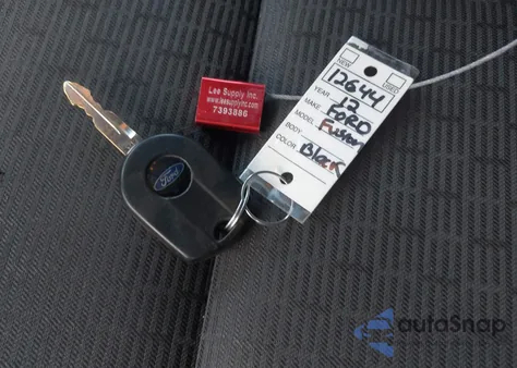 2012 Ford Fusion Se из США, поврежденный, VIN 3FAHP0HA3CR313999